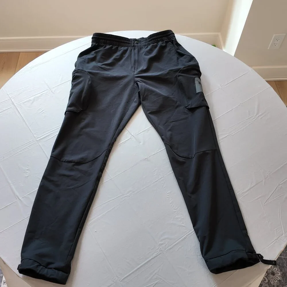 Under Armour | Project Rock Woven Cargo Pants - Black | Size L - Picture 1 of 11